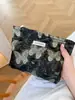 Bolso de Cosméticos Nuevo Bordado de Mariposa de Gran Capacidad Bolso de Mano Portátil para Viaje Bolso de Almacenamiento de Lujo Ligero