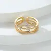 Anel Aberto Dourado com Pedras Strass Florais em Camadas para Mulheres Design de Nicho Levemente Luxuoso Anel Ajustável