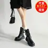 Fivela de cinto estilo britânico, botas Martin com sola grossa e que aumentam a altura para mulheres, nova coleção outono/inverno 2026, versátil para dois looks diferentes, efeito emagrecedor e estilosas na paleta de cores Maillard