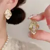 Pendientes Metálicos de Lujo Ligero con Patrón de Satén Europeos y Americanos con Pedrería Brillante en Forma de Diamante, Diseño Cuadrado Geométrico, Estilo de Moda