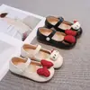 Zapatos Mary Jane de Moda Dulce para Niños Estilo Otoño 2026 Dibujos Animados Niña Pequeña Color Sólido Suela Suave Zapatos de Piel Cómodos Zapatos Casuales