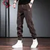 Pantalones casuales de pana nuevos de primavera y otoño para hombre, holgados, de talla grande, marca de moda, pantalones deportivos Harlan rellenos
