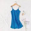 Roupão de Manhã de Casamento Feminino Noiva Madrinha Grupo Seda Gelada Pijama de Casamento Camisola Robe Vermelho Feminino Comprimento Médio Fino