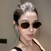 Nuevas Gafas de Sol Ovaladas Ojo de Gato, Gafas con Montura de Metal Estilo Retro Hong Kong, Gafas de Sol Elegantes y de Alta Gama