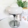 Lámpara de Mesa Vintage Estilo Bauhaus Lámpara de Mesita de Noche Xiaohongshu Nórdica Moderna Dormitorio Lámpara de Huevo Tarta Regulable