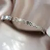 Pulsera de Acero de Titanio Plateado para Mujer Pulsera con Anillo de Circonita de Alta Gama Joyería de Mano Pulsera Plateada Pulsera de Hilo Pulsera al por Mayor