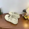 Zapatos planos slip-on populares, zapatos casual versátiles para usar al aire libre, nueva moda de verano 2026, impresionantes zapatos finos huecos