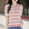 Camiseta Manga Curta de Tricô 100% Algodão com Listras na Gola Polo com Meio Zíper Top Manga Curta Fino de Verão para Mulheres