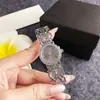 Comércio Exterior Mais Vendido Corrente Oca Dourada Relógio Feminino Mostrador Rosa Aro com Diamantes Pequeno Exquisito Moda Relógio de Quartzo Atacado Transfronteiriço