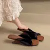 Sandalias de Verano para Mujer Estilo Francés de Punta Abierta Nicho Nuevo Diseño 2026 con Cuña y Tacón Único