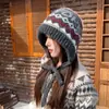 Chapéu de Tricô Estilo Fair Isle Coreano para Mulheres, Chapéu de Lã Quente à Prova de Vento para Outono/Inverno, Faz o Rosto Parecer Menor, Chapéu com Amarração para a Cabeça