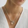 Pendientes de Tuerca Minimalistas con Diseño Nicho de Moda Nueva Europea y Americana, con Incrustaciones de Cristal Blanco, Versátil Collar y Anillo de Alta Gama para Mujer