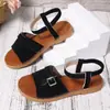 Sandalias Casuales de Punta Abierta Planas con Hebilla Tallas Grandes de Comercio Exterior para Mujer Verano 2026 Tira Elástica Elegantes Suela Suave Chanclas de Playa