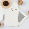 Espejo de maquillaje en stock, moderno y simple, color sólido, espejo pequeño, giratorio, portátil, espejo de regalo de cuero, hecho a medida según tu diseño