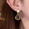 Pendientes Retro Maillard Caramelo Ojo de Tigre para Mujer Pendientes de Tachuela de Lujo Ligero Nicho Temperamento