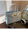 Simples all-match estilo ocidental bolsa axila alta textura moda ombro mensageiro saco pedra padrão menina saco
