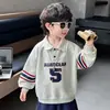 Camisa Polo para Niños Primavera y Otoño 2026 Nuevo Modelo Sudadera Estilo Universitario para Niños Pequeños con Estampado Digital Top Deportivo