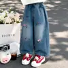Novedad Otoño Comercio Exterior Jeans con Estampado de Gato para Niños 2026 Estilo Coreano Elegantes Pantalones de Pierna Ancha Escolares para Niñas Ropa Infantil al por Mayor