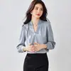 Toma real de camisa simple de color sólido para mujer 2026 para primavera, cuello en V elegante, estilo maduro, top de gasa satinada para ir a la oficina