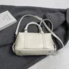 Bolso Boston retro americano de moda de nicho tipo almohada para mujer, versátil y elegante, adecuado para ir al trabajo, bolso cruzado