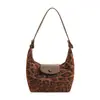 2026 Nuevo Bolso de Color Sólido Simple Casual Bolsa Dumpling de Gama Alta Elegante para Viajar Bolso Cruzado de un Solo Hombro de Lujo Ligero