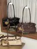Bolsa de ombro vintage descontraída de grande capacidade, bolsa de ombro única elegante estilo motocicleta, bolsa tote estilosa para sair e ir ao trabalho