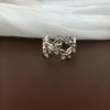 Anillo de mariposa con diamantes huecos para mujer, diseño de nicho, ligero, de lujo, de alta gama, exquisito, dulce, para estudiantes, fiestas, novias, accesorios