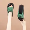 Novo Conjunto 2024 Celebrado na Internet Solado Grosso Moda Casual Versátil Chinelos de Verão Femininos Solado Macio Antiderrapante