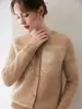 Cardigan de Cashmere Redondo com Padrão de Floco de Neve Geométrico Fair Isle para Mulheres Botão Espessado Suéter Malha Retrô Casaco