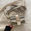 Bolso de Hombro para Mujer Coreano de Color Contrastante Simple Elegante Retro Portátil Bolso Cuadrado Pequeño Nuevo Otoño e Invierno 2024 Bolso Cruzado