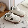 Nuevos Zapatos de Bebé para Otoño 2026 para Niños y Niñas, Niños Pequeños y Niños Pequeños, Zapatos de Lona de Estrella a la Moda, Zapatos de Entrenamiento Casuales Alemanes de Suela Suave