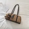 Bolsa de Ombro Única de Alto Valor Nova Outono 2026 Bolsa de Mão de Grande Capacidade Estilosa para o Trabalho, Deslocamento e Lazer Bolsa Almofada