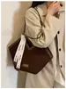 Bolsa feminina grande capacidade vintage outono e inverno 2025 novo modelo versátil bolsa de ombro para o dia a dia para sair para trabalhar bolsa tote