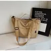 Bolsa de Viaje Casual de Gran Capacidad para Mujer 2025 Nueva Moda Ligera Bolsa Tote Tela de Nylon Bolso de Hombro Cruzado Moderno