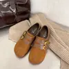 Sandalias Birkenstock de mujer estilo retro con diseño de separador de dedos falso, que cuentan con una cuña oculta, punta redonda, doble tira y suela suave: una nueva y versátil colección de otoño 2026