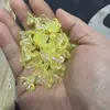 Pétalos de cuerno de colores tocado antiguo pasador colgante accesorios de acrílico material de cuentas hecho a mano DIY venta al por mayor
