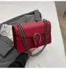Bolsa de Corrente de Nicho Transfronteiriça para Mulheres 2025 Nova Tendência Moda Pequena Quadrada Versátil de Ombro Textura de Alta Qualidade Transversal