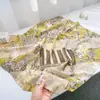 Pañuelo cuadrado pequeño de imitación seda, lana, algodón y lino JM, nuevo pañuelo de seda para otoño e invierno, versátil para viajes diarios, moda vintage y elegante chal