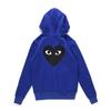 Marca de moda japonesa play wear de casal masculino e feminino suéter com capuz bordado de coraçãozinho preto suéter de manga longa com forro de fleece outono e inverno