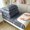 Juego de tres piezas de algodón 1370 al por mayor personalizado, juego de varias piezas para ropa de cama de dormitorio, funda de edredón de algodón, funda de almohada, juego de seis piezas para dormitorio de estudiante