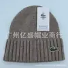 Chapéus de Lã Europeus e Americanos de Inverno para Homens e Mulheres, Chapéus Quentes Espessos Versáteis para Estilo de Acampamento ao Ar Livre, Chapéus à Prova de Frio, Chapéus de Tricô de Marca da Moda