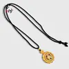 Colgante de Oro de Arena Método Antiguo para Mujer Incrustado con Diamantes Filigrana Tres Mariposas Brújula Collar Nuevo Estilo Chino Cadena para Clavícula Chapada en Cobre Dorado Venta al por Mayor