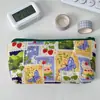 Bolsa de Lápices Estampada con Encaje Ins Simple y Fresca para Chicas Bolsa de Papelería Almacenamiento de Aspecto Elegante Estudiante Bolsa de Lápices de Gran Capacidad