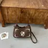 Bolso de mano literario estilo retro para mujer, con un diseño bordado de nota musical, un bolso tote fresco y versátil que se puede llevar en la mano, al hombro o cruzado, perfecto para el uso diario