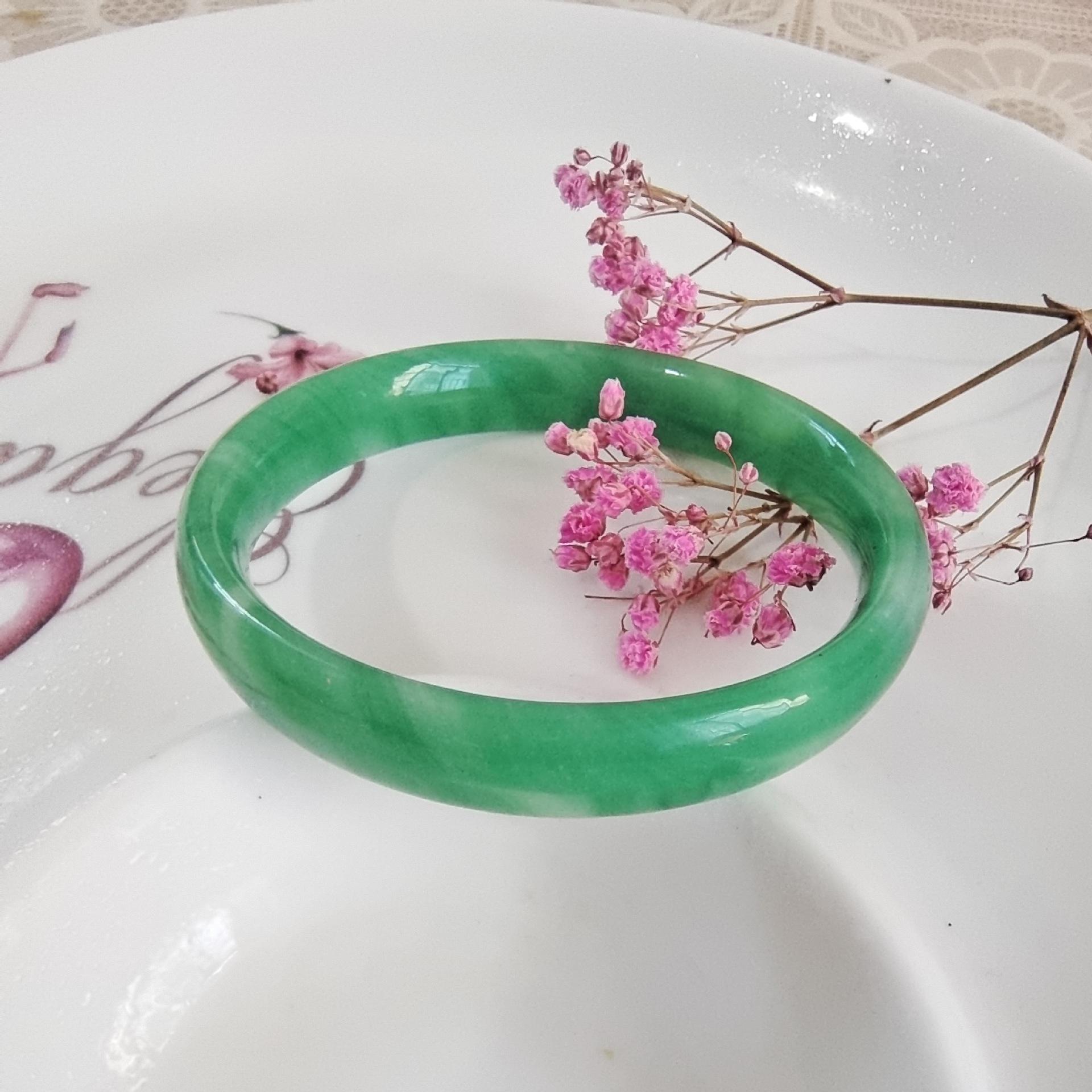 复制_一步一响玻璃仿玉叮当宽手镯12mm古风配.jpg