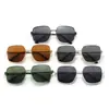 Gafas de sol triangulares de flecha estilo western de moda 2024 nuevas gafas de sol con montura metálica generosa gafas de sol visera solar para conducir