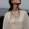 Novo Colar de Lua Crescente Banhado a Ouro Estilo Francês, Design Moderno e Simples, Pingente Elegante, Luxo Leve, Corrente Versátil para Suéter
