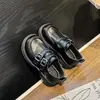 Zapatos de princesa de piel para niña, nuevo estilo primavera 2025 para niños, zapatos sencillos negros para niña pequeña, mocasines estilo británico