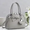 Bolsa de Ombro Retro Tendência para o Dia a Dia, Bolsa de Mão Elegante, Novo Modelo 2026 para Mulheres, Bolsa Transversal Simples Estilo Concha