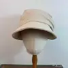 Sombrero de Pescador Irregular con Pliegues Retro Japonés para Mujer, Sombrilla Versátil de Primavera y Verano, Estilo Artístico, Sombrero Adelgazante con Ala Moldeada